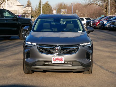 Used 2021 Buick Envision Essence image 2