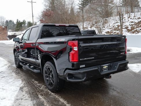 Used 2022 Chevrolet Silverado 1500 RST image 5