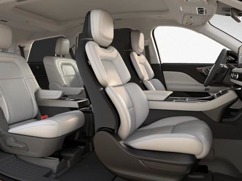 New 2026 Lincoln Aviator Reserve RWD image 27