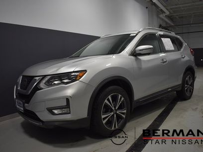 Used 2017 Nissan Rogue SL w/ SL Premium Package