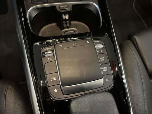 Used 2022 Mercedes-Benz GLA 250 4MATIC image 28