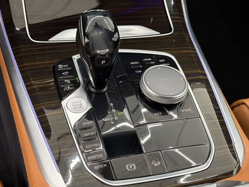 Used 2019 BMW X5 xDrive40i w/ Convenience Package AWD/4WD image 18