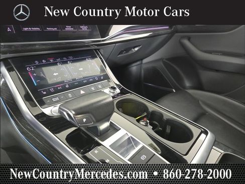 Used 2019 Audi Q8 Premium Plus w/ Premium Plus image 21