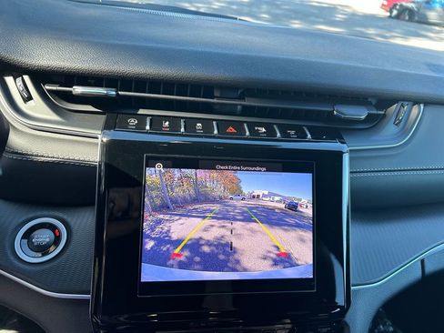 New 2025 Jeep Grand Cherokee L Altitude image 16