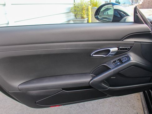 Used 2014 Porsche Cayman S RWD image 11