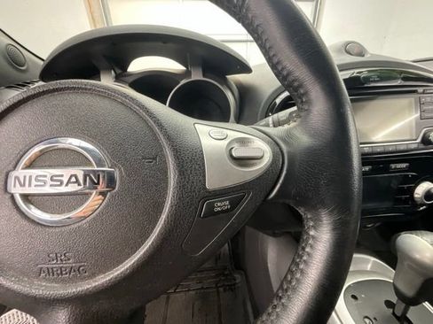 Used 2017 Nissan Juke SV FWD image 6