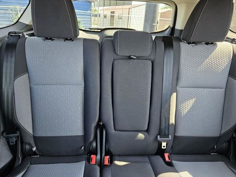 Used 2018 Ford Escape SE FWD image 25