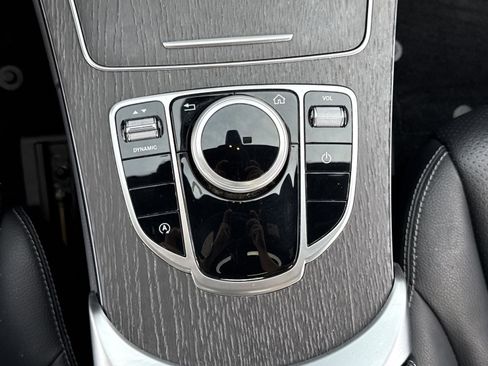 Used 2019 Mercedes-Benz C 300 4MATIC Sedan image 18