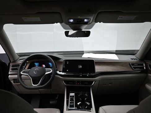 New 2026 Volkswagen Atlas SE AWD/4WD image 10