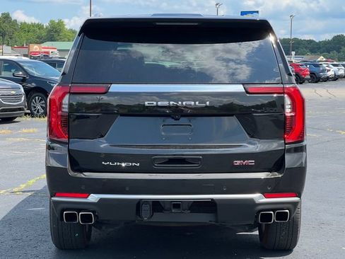 Used 2025 GMC Yukon XL Denali AWD/4WD image 50