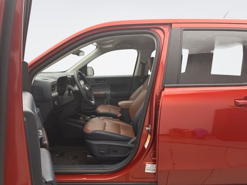 Used 2024 Ford Maverick Lariat AWD/4WD image 8