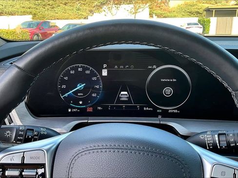 Certified 2024 Kia Telluride SX Prestige X-Line AWD/4WD image 13