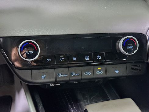 Used 2022 Hyundai Elantra SEL w/ Convenience Package image 23