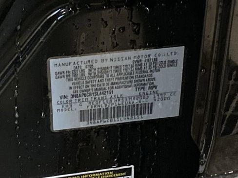 Certified 2025 Nissan Kicks SV w/ SV Premium Package image 32