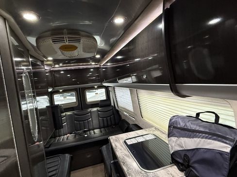 Used 2013 Mercedes-Benz Sprinter 3500 image 78