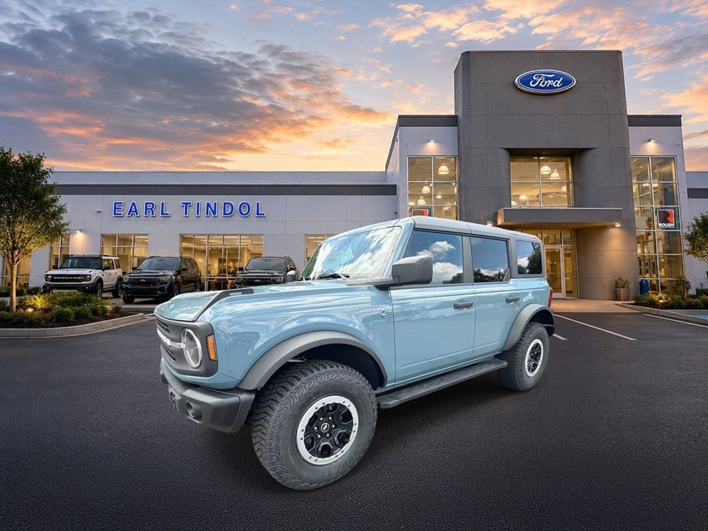 Used 2023 Ford Bronco Black Diamond w/ Sasquatch Package AWD/4WD image 5