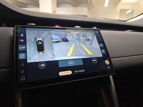 Certified 2025 Land Rover Discovery Sport S image 30