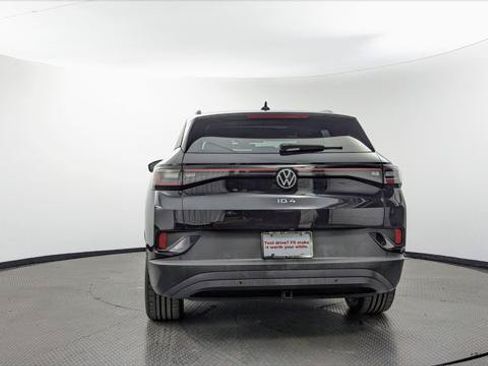 Used 2023 Volkswagen ID.4 Pro S AWD/4WD image 6