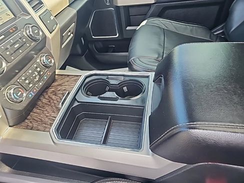 Used 2019 Ford F250 Lariat w/ Lariat Ultimate Package image 15