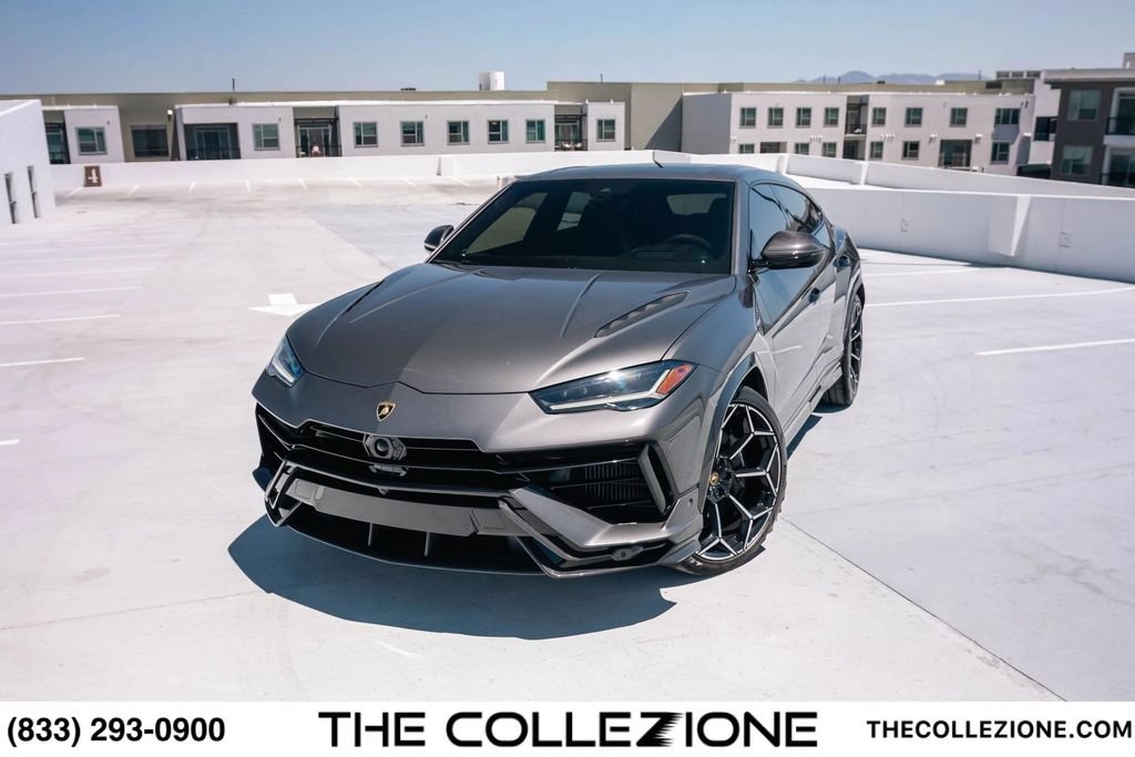 Used 2023 Lamborghini Urus Performante AWD/4WD image 1