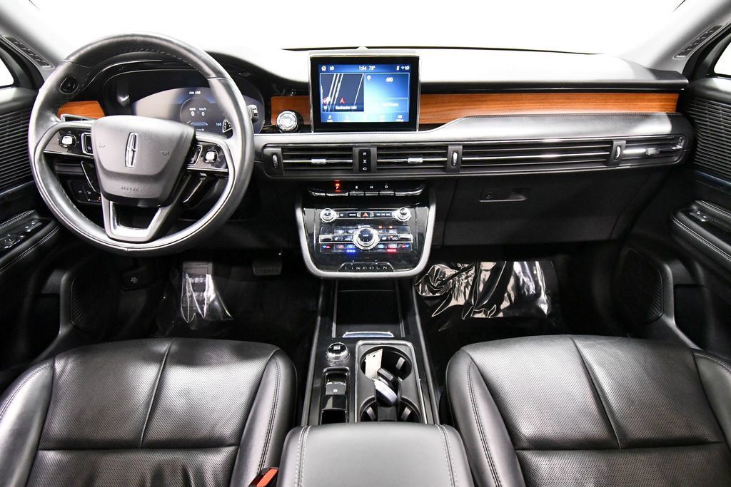 Used 2022 Lincoln Corsair Reserve w/ Equipment Group 201A AWD/4WD image 3