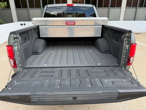 Used 2020 Ford F150 Lariat w/ Equipment Group 502A Luxury AWD/4WD image 14