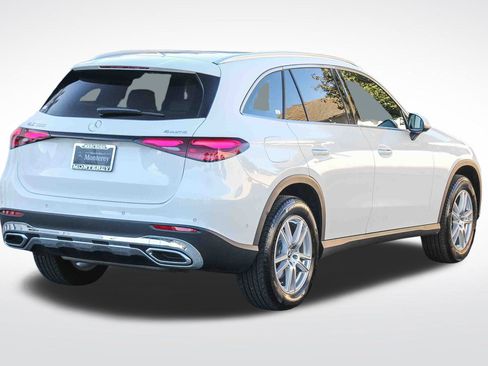 Certified 2025 Mercedes-Benz GLC 300 4MATIC image 9