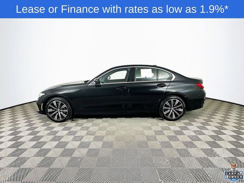 Used 2025 BMW 330i xDrive Sedan w/ Premium Package AWD/4WD image 5