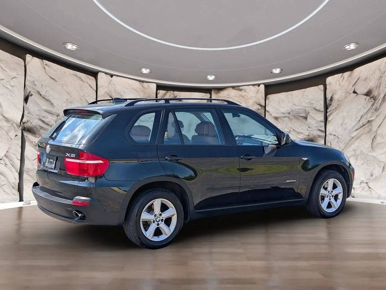 Used 2010 BMW X5 xDrive35d AWD/4WD image 11