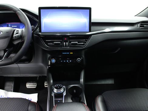 Used 2024 Ford Escape ST-Line Select w/ Tech Pack #2 image 18