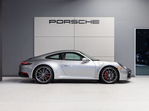 Certified 2024 Porsche 911 Carrera S RWD image 8