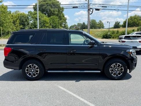 Used 2022 Ford Expedition XLT AWD/4WD image 15