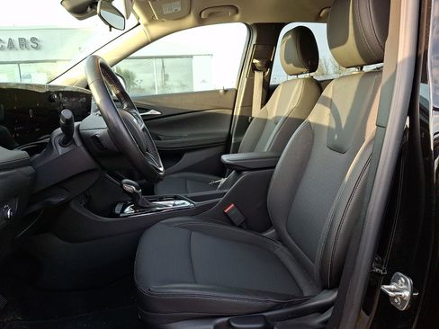 Certified 2024 Buick Encore GX Preferred FWD image 14