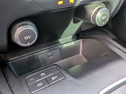 Used 2019 Ford Ranger XL w/ Equipment Group 101A Mid image 18