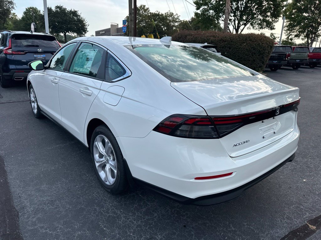 New 2026 Honda Accord LX image 5