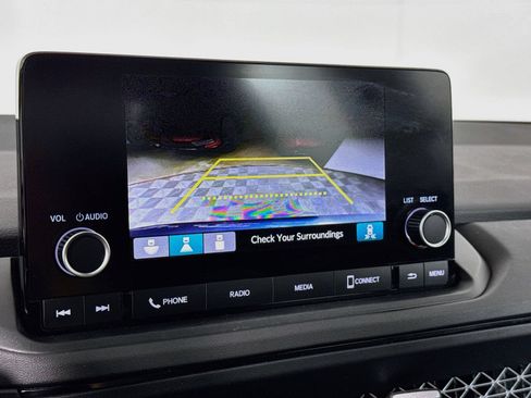 Used 2023 Honda Accord EX image 13