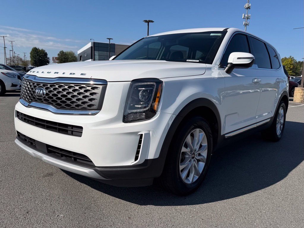 Used 2020 Kia Telluride LX AWD/4WD image 3
