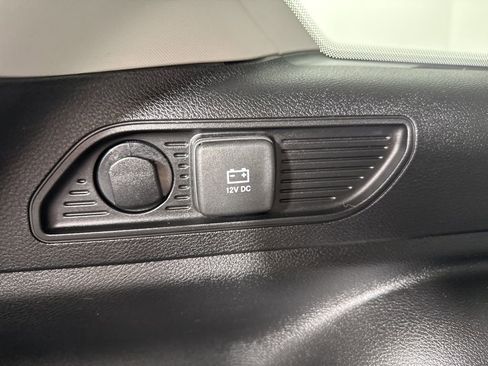 Used 2022 Jeep Grand Cherokee Limited image 34