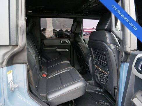 Used 2023 Ford Bronco Badlands w/ Sasquatch Package AWD/4WD image 9