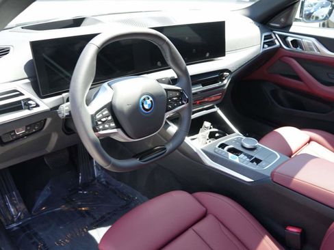 Used 2025 BMW i4 xDrive40i AWD/4WD image 12