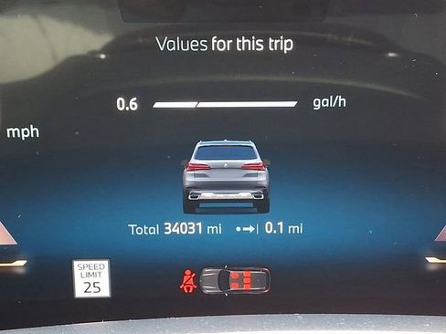 Used 2024 BMW X5 xDrive40i w/ Parking Assistance Package AWD/4WD image 22