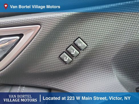 Used 2021 Subaru Forester Touring image 11