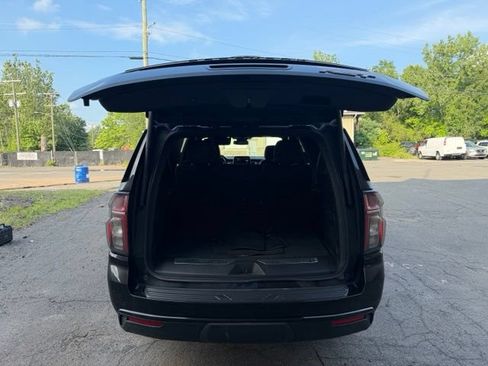 Used 2024 Chevrolet Suburban RST w/ Luxury Package AWD/4WD image 22