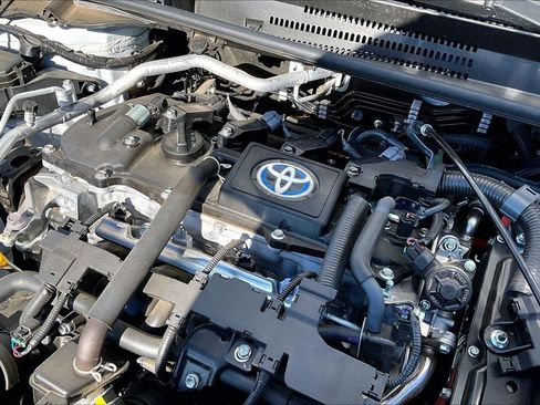 Certified 2024 Toyota Corolla SE image 31