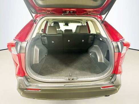 Used 2023 Toyota RAV4 XLE FWD image 28