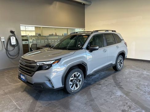 Used 2026 Subaru Forester Premium AWD/4WD image 3