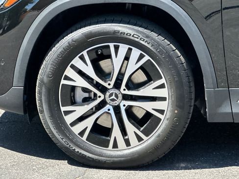 Certified 2025 Mercedes-Benz GLA 250 image 24