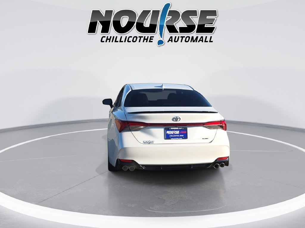 Used 2019 Toyota Avalon XSE w/ All Weather Liner Package FWD image 7