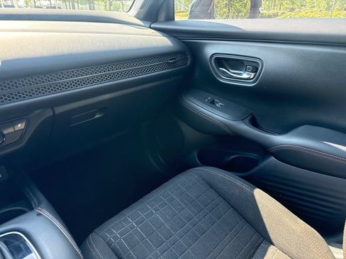 Certified 2024 Honda HR-V Sport image 18