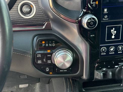 Used 2021 RAM 1500 Limited AWD/4WD image 21